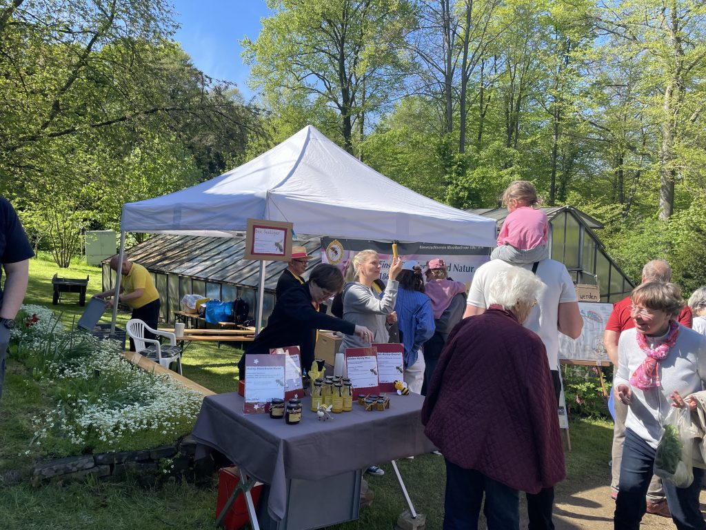 Der Stand des BZV Rheinbach beim Frühlingsfest im Melbgarten