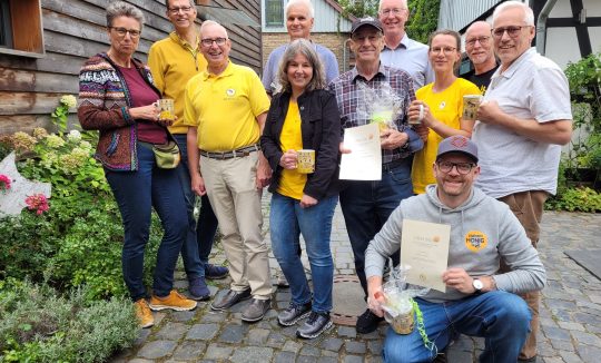 Siegerehrung bei der Honigverkostung